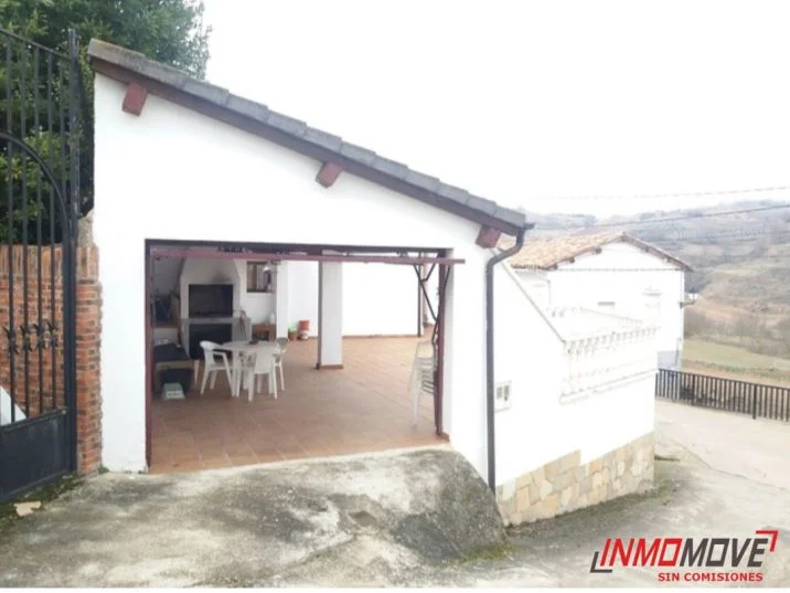 Good-condition Rioja Alta house, 2 bedrooms