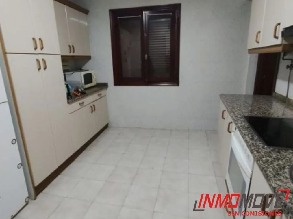 Tenanted Tolosa flat, 2-bedroom investment