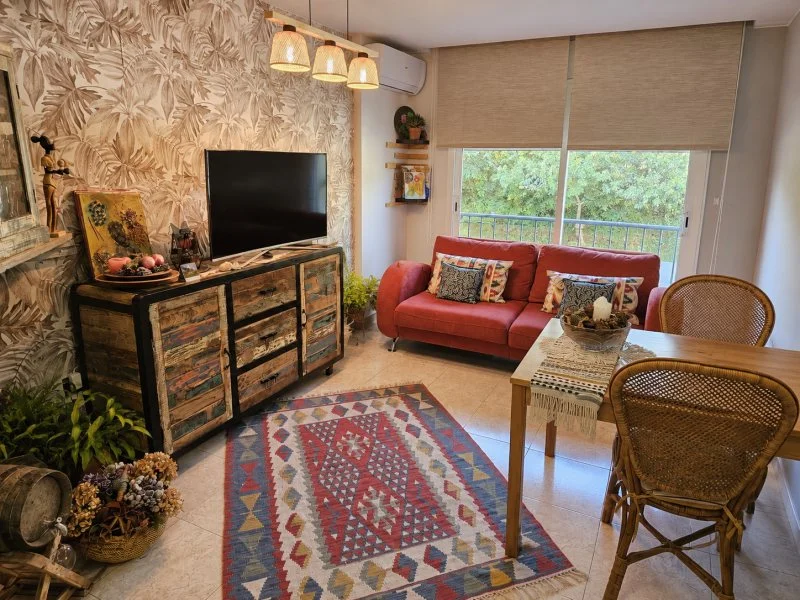 Apartamento reformado de dos habitaciones en Sant Feliu