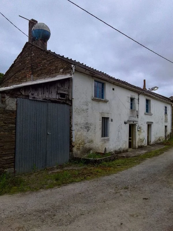 Casa para restaurar en Santa Cristina, 4 dormitorios