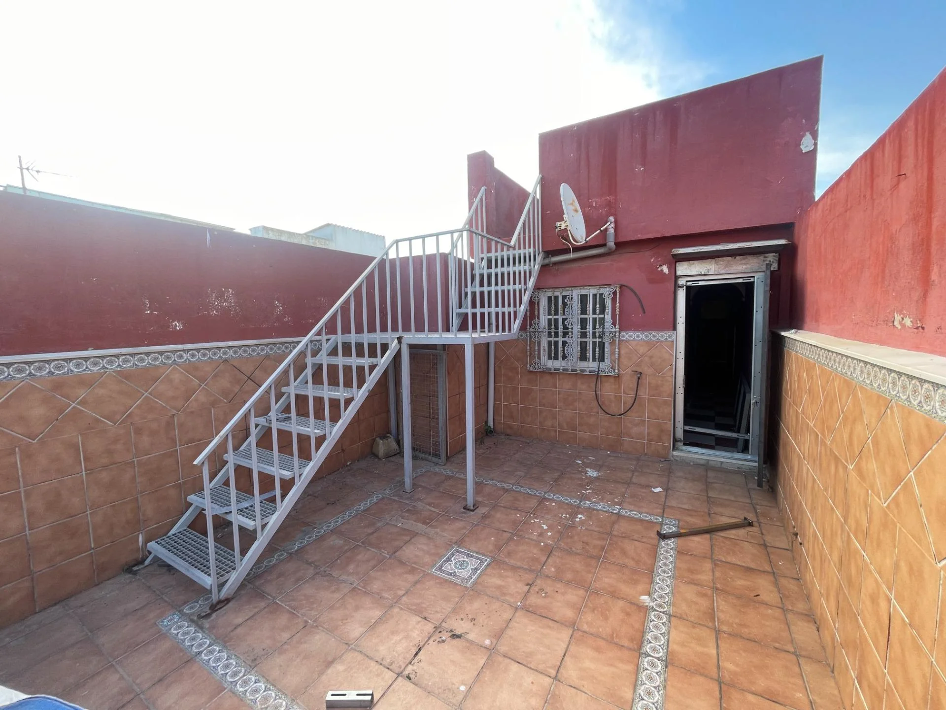 Central La Línea house, 5 bedrooms