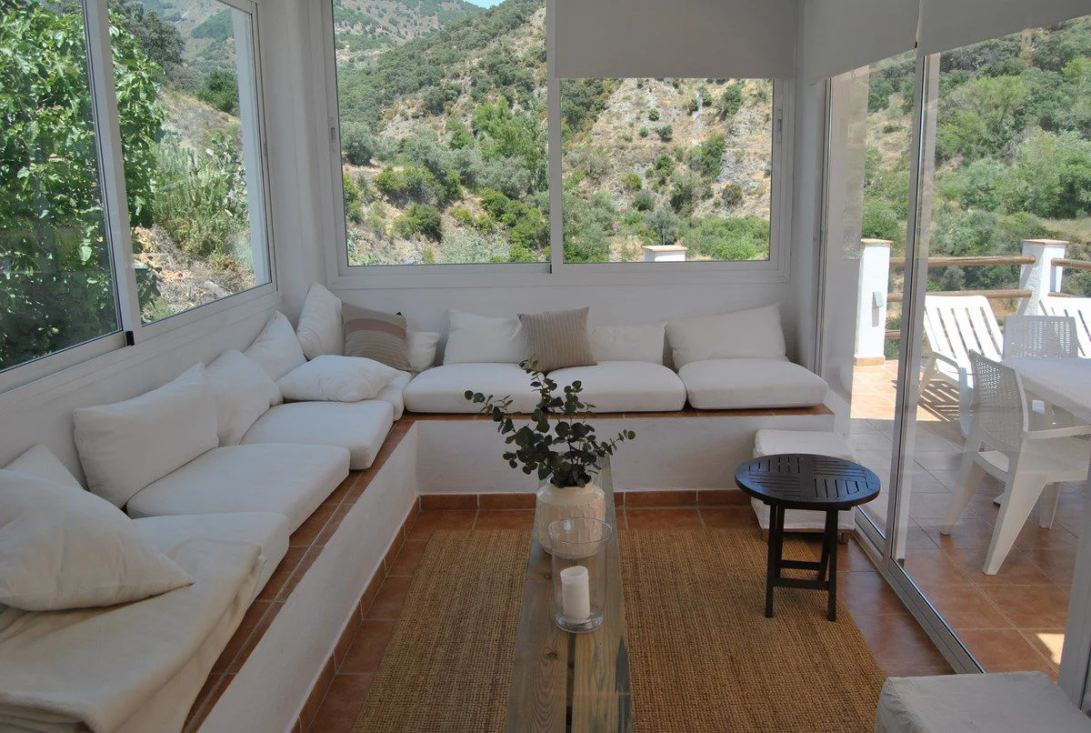 Casa de pueblo reformada con vistas