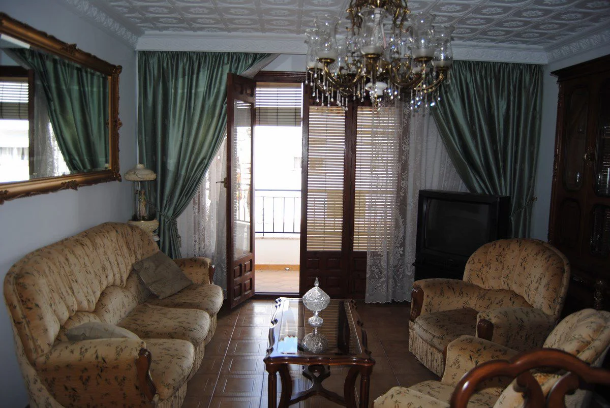 Village house in Sayalonga, three bedrooms