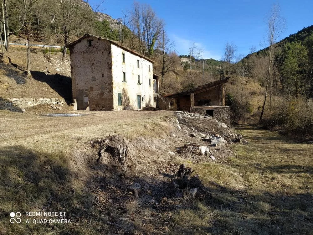 Finca rústica de 33 hectáreas con casa