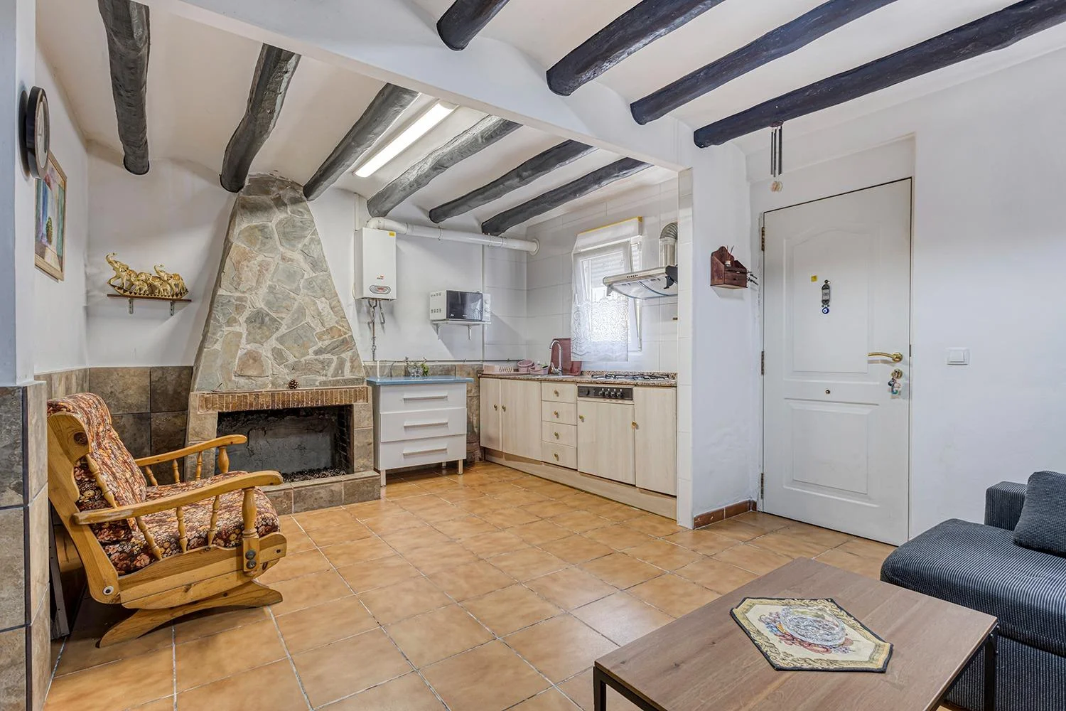 Reformed townhouse near Igualada, four bedrooms