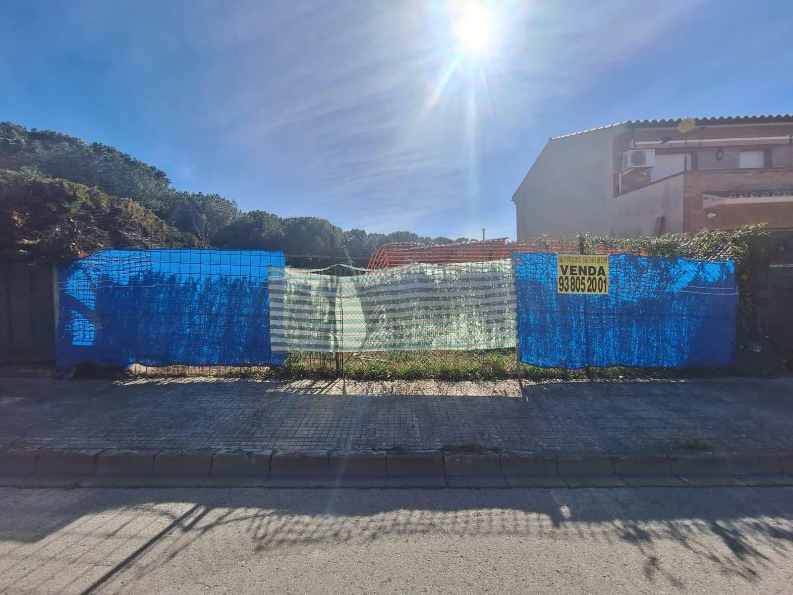 Parcela edificable de 252 m² en Escoles