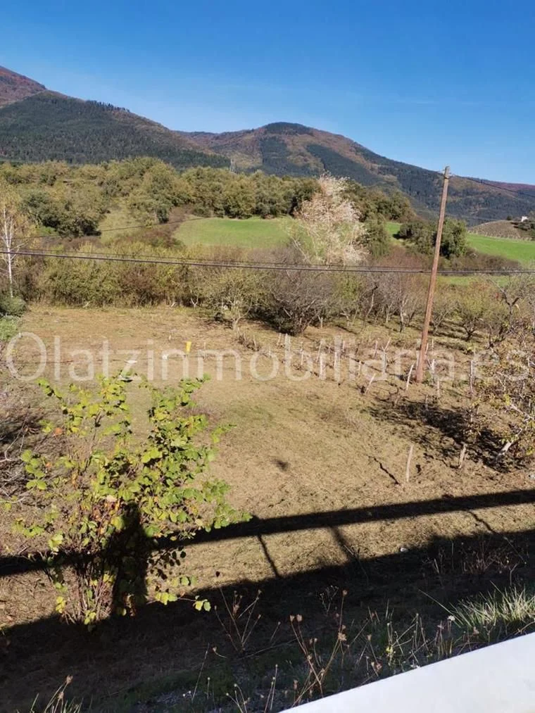 Nature plot near Bilbao, 1,890 m²