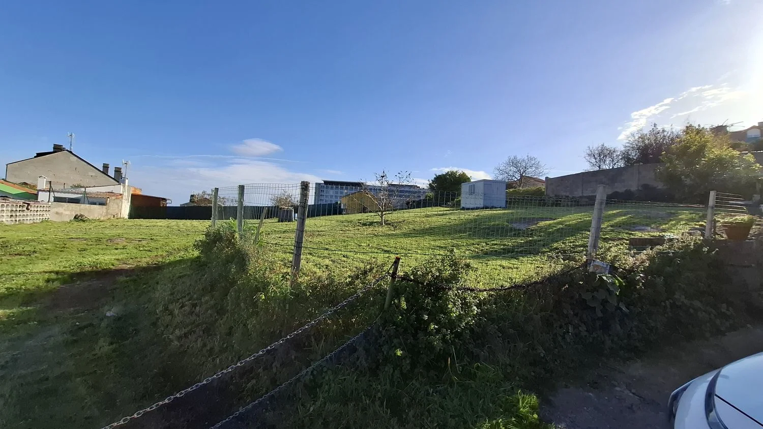 Urban Eiris plot with sea views