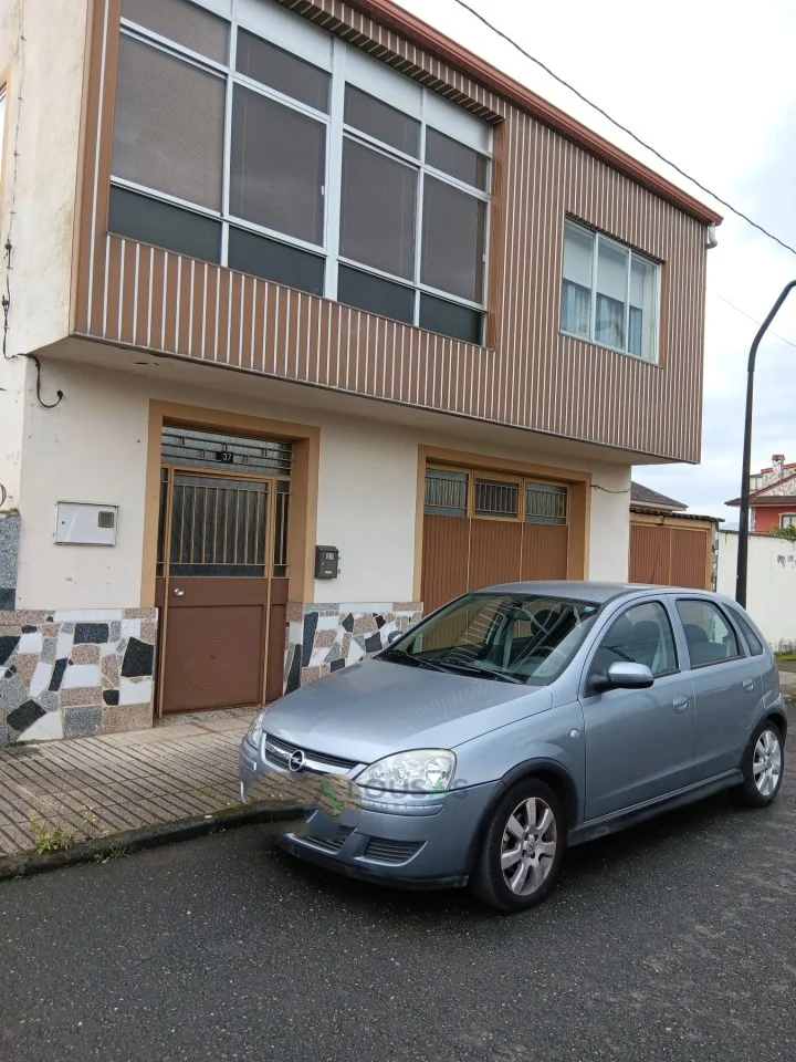 Large plot house near Monforte centre