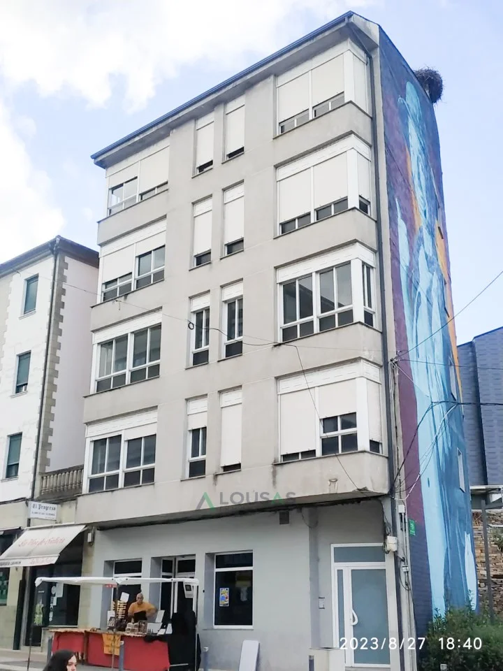 Quiroga building under construction, 641 m²