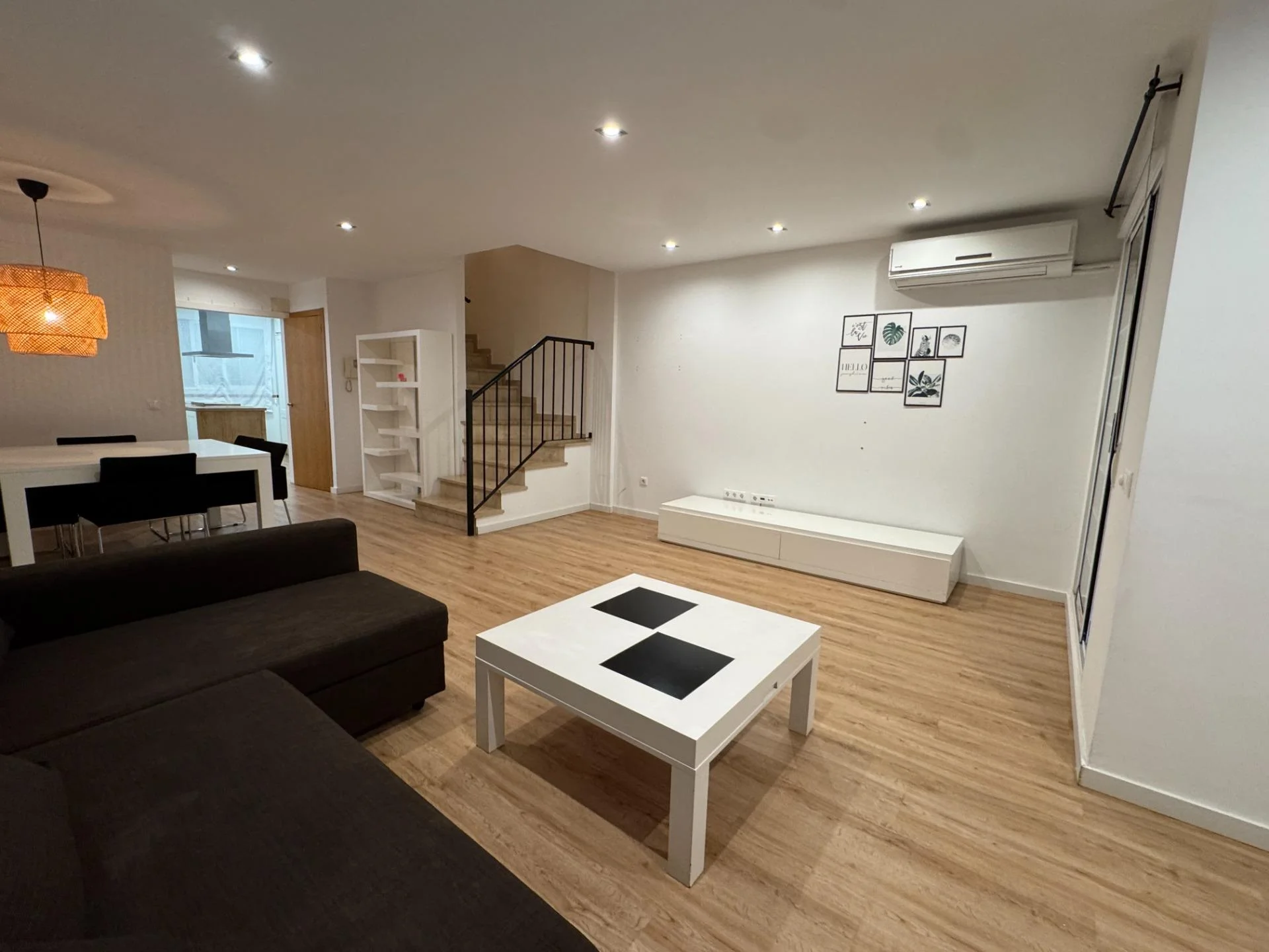 Modern townhouse with communal pool