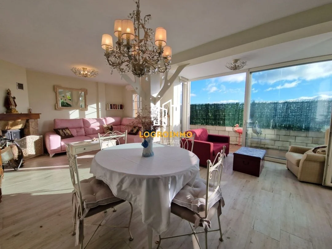 Chalet cerca de Lapoblación con parcela de 700 m²