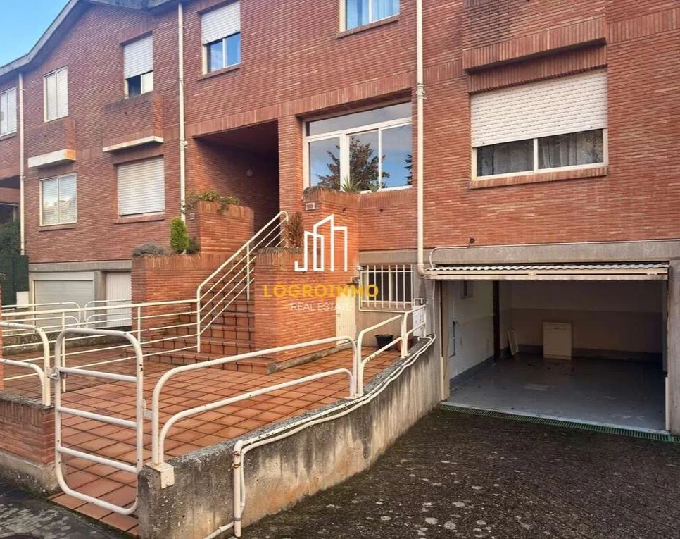 Amplio adosado en Logroño, 4 dormitorios