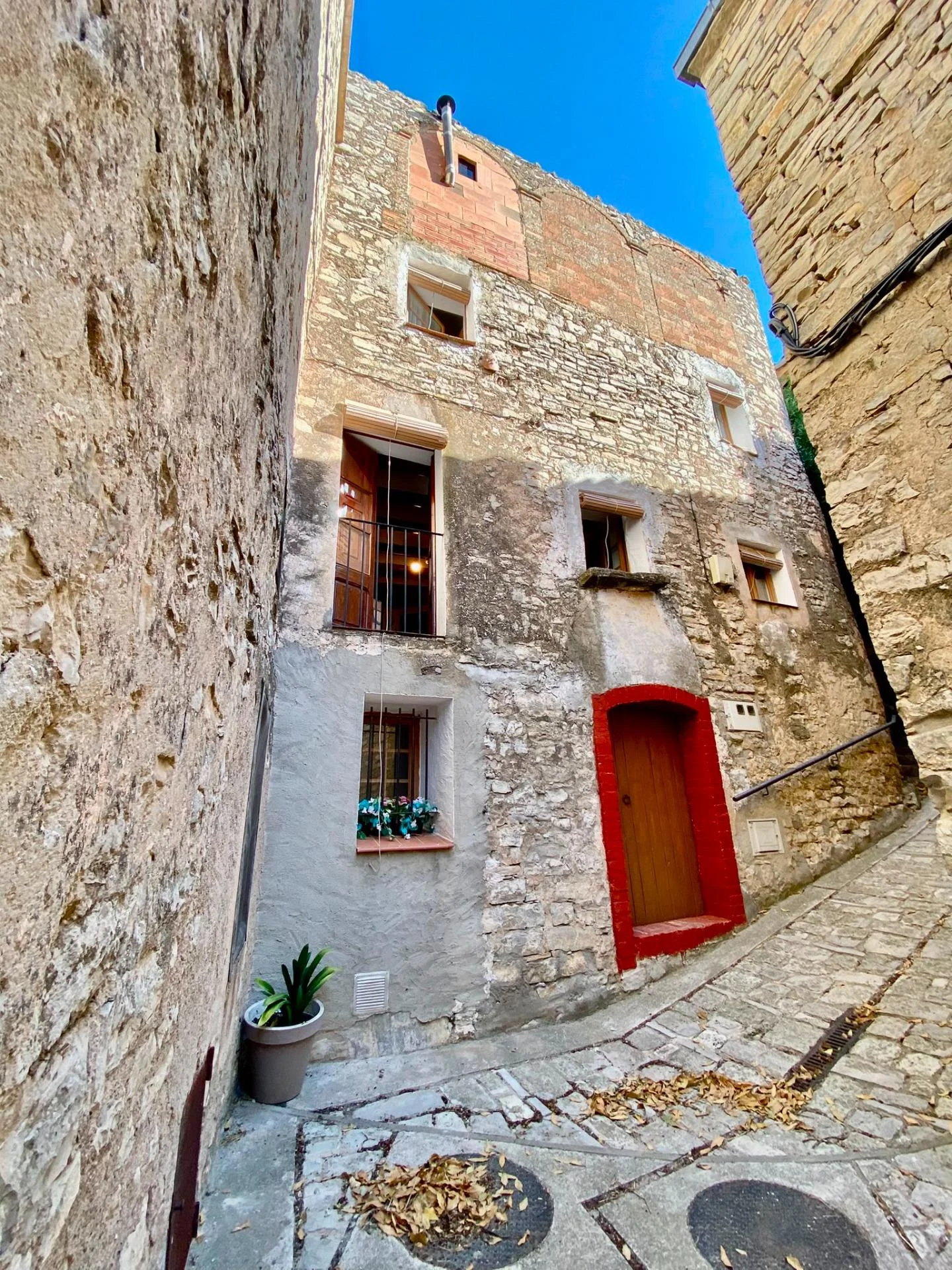 Casa de pueblo con patio privado