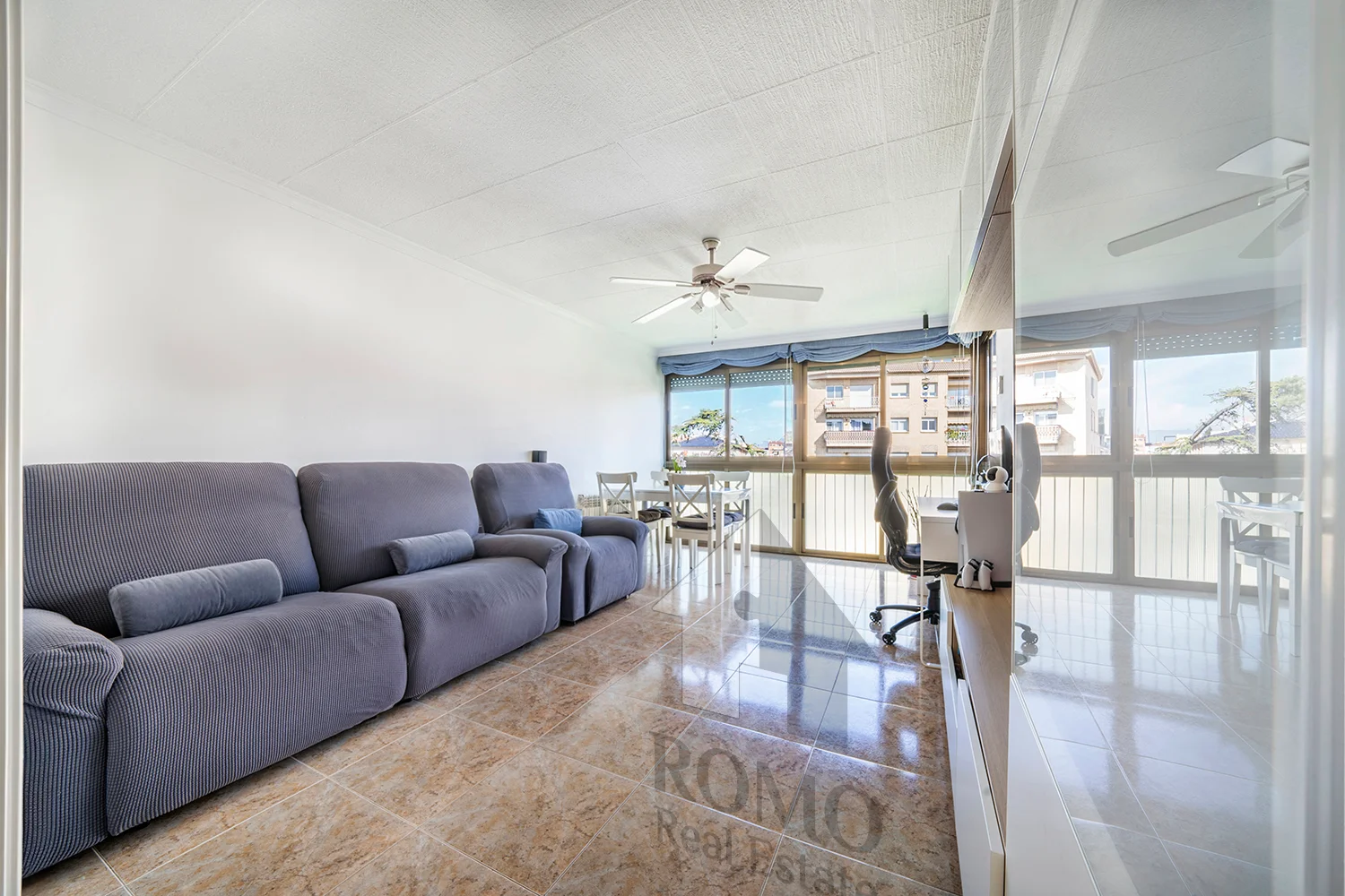 Renovated three-bedroom flat in Can Folguera