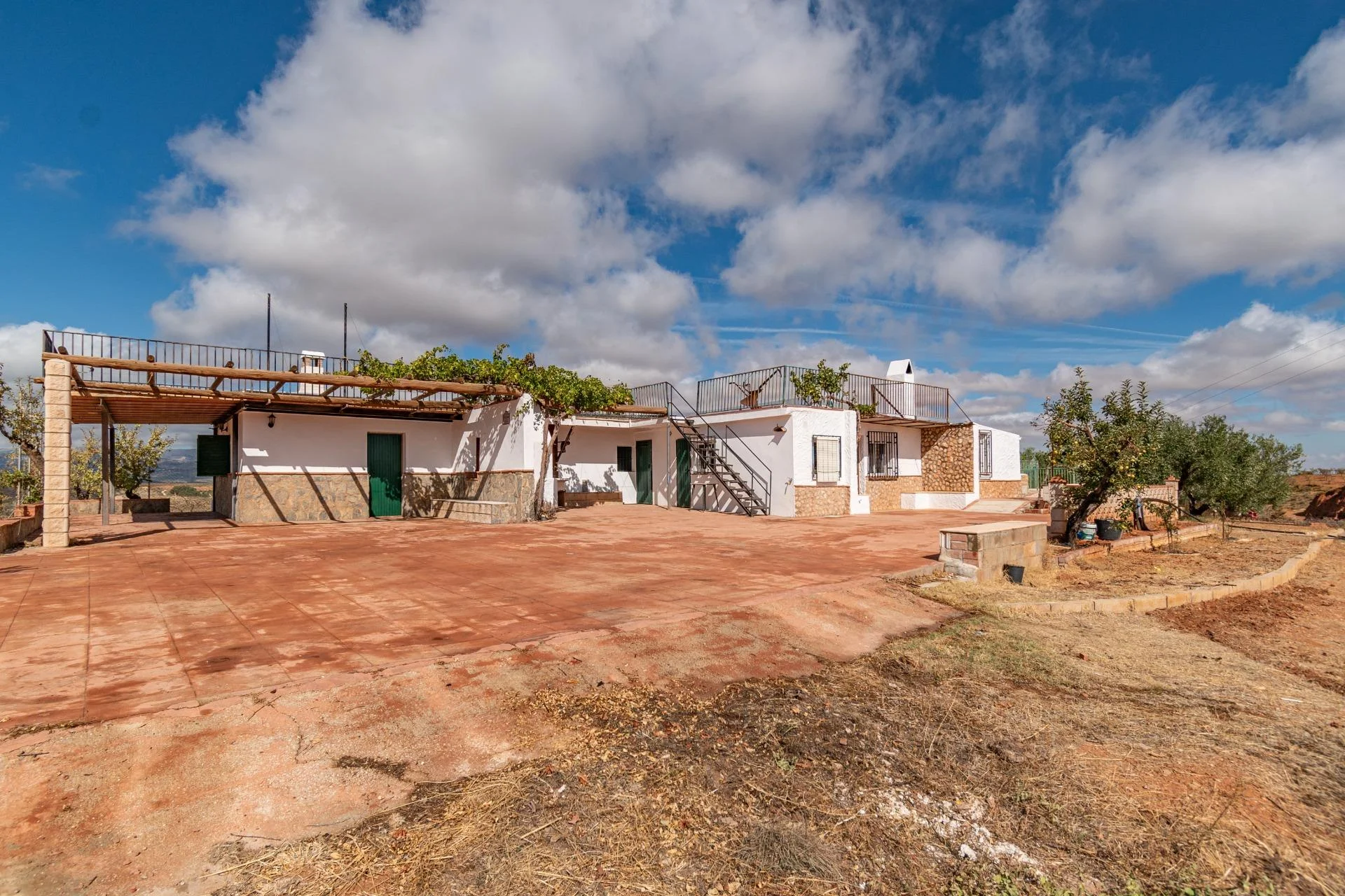Finca con dos casas en 25.000 m²