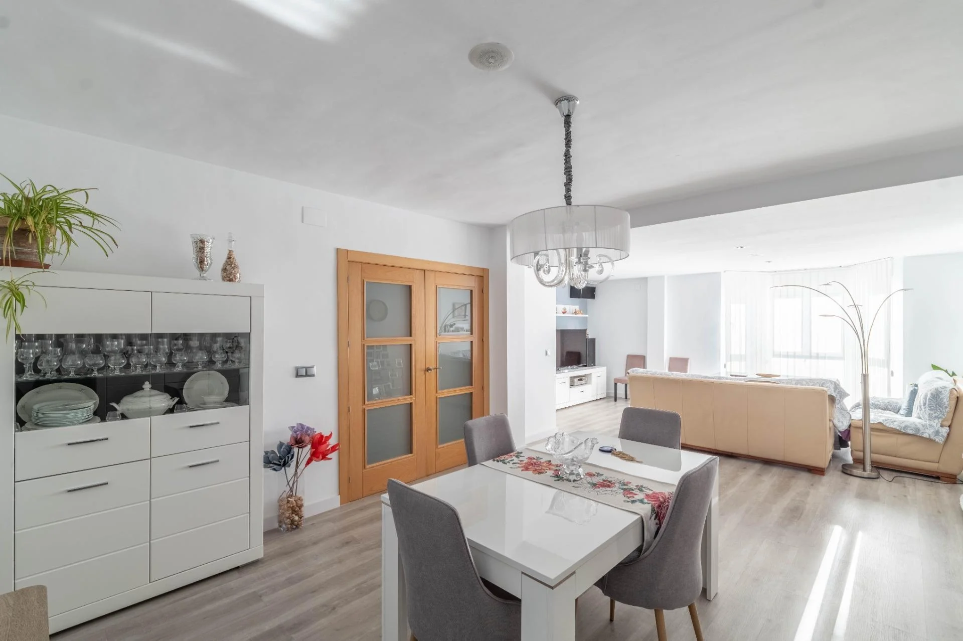 Spacious mountain house, 377 m²