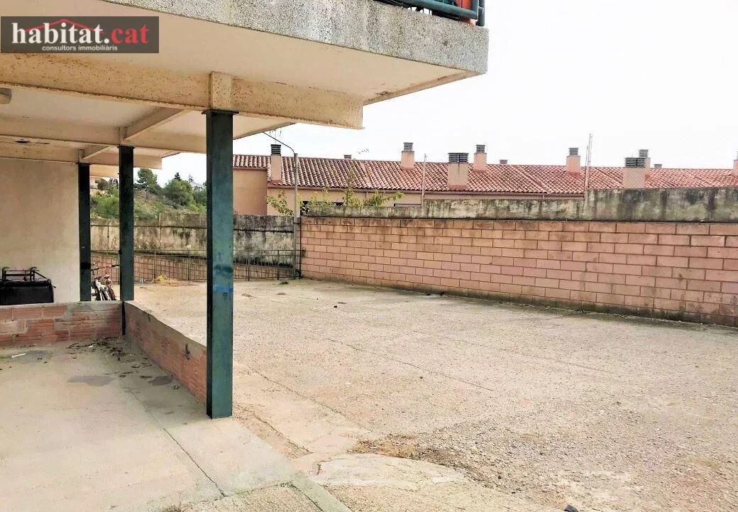 Covered parking space, 12 m², Sant Quintí