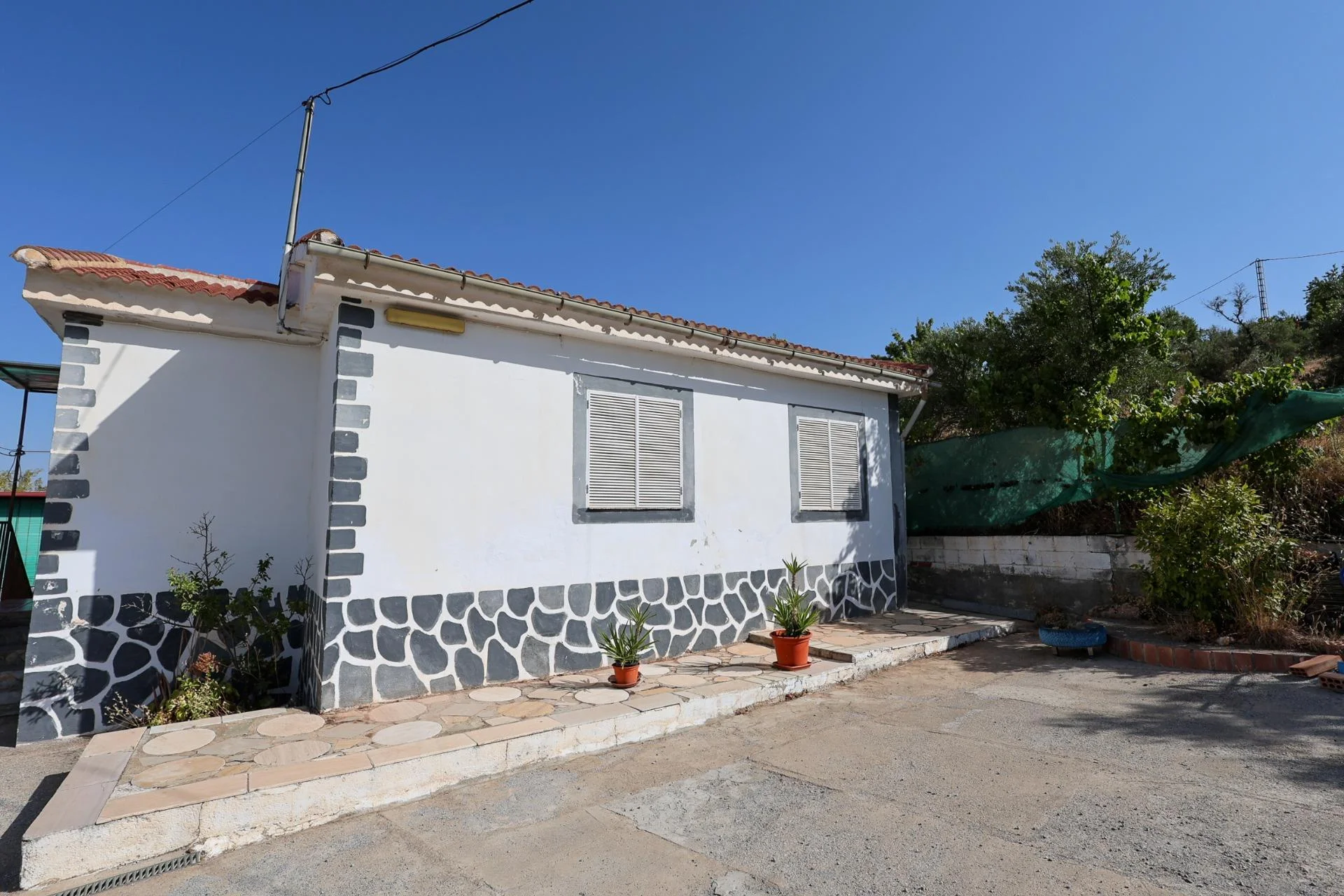Legalized rural house with private pool
