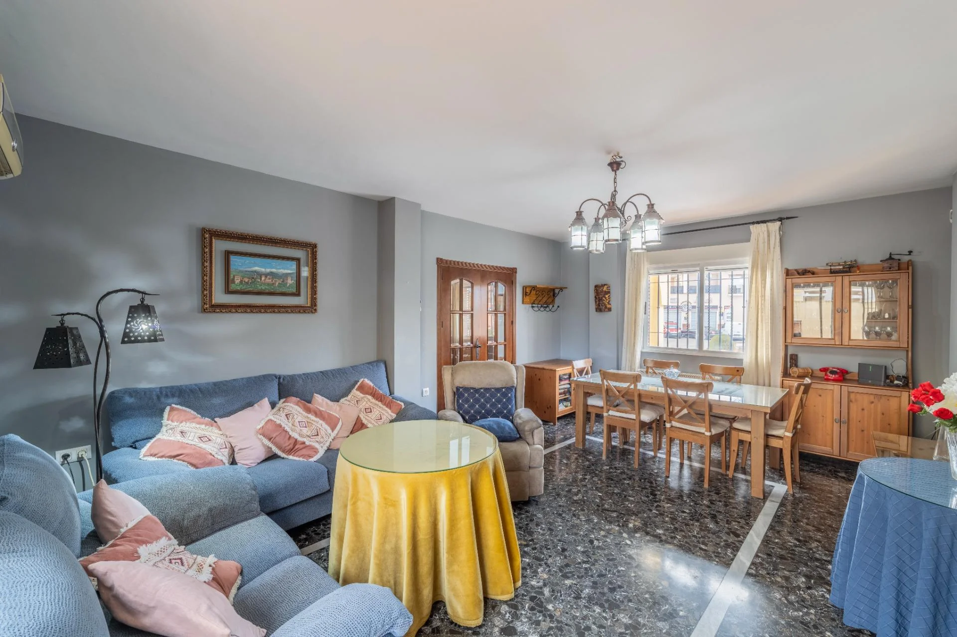 Chalet in Ambroz with private garden