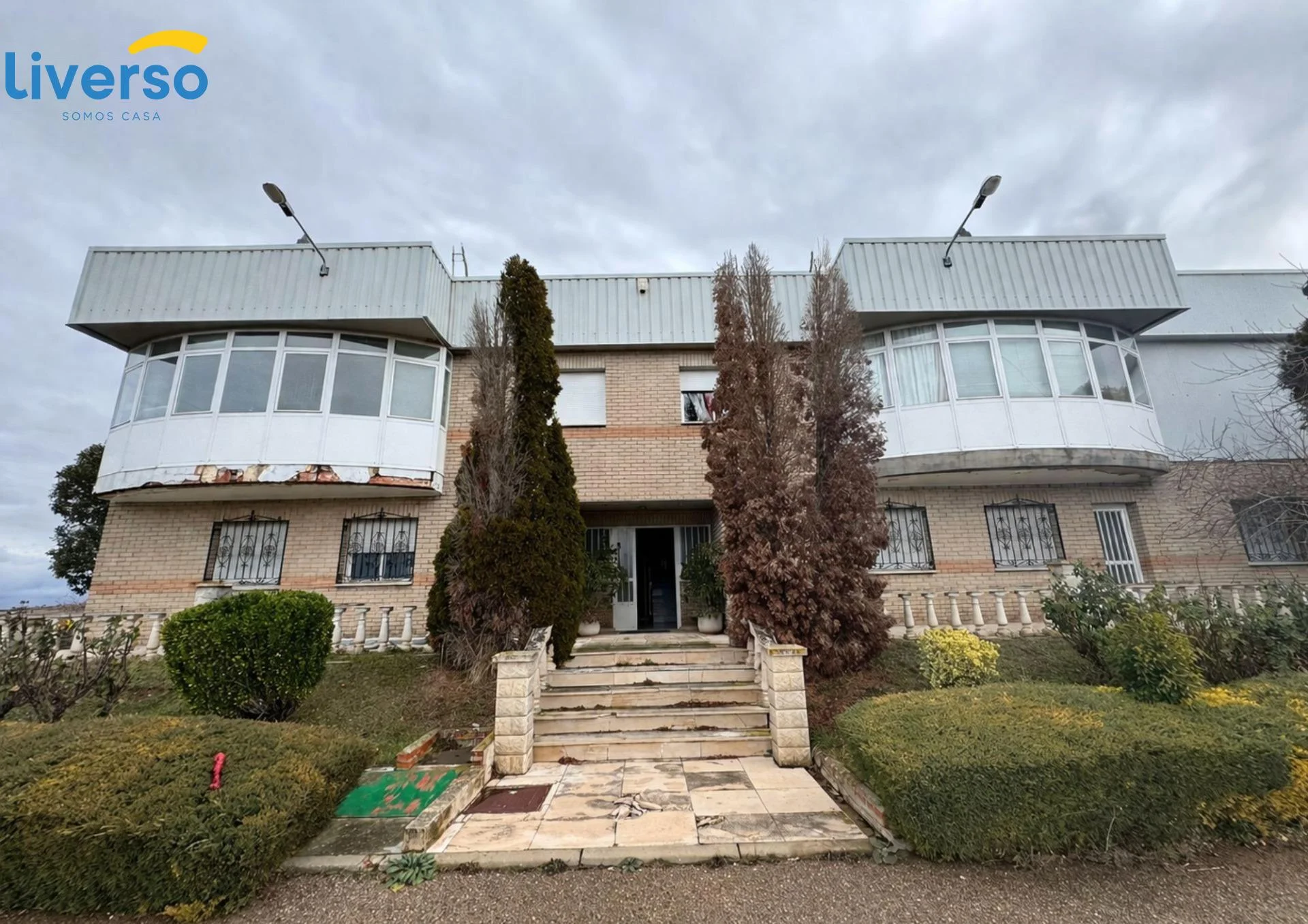 Nave logística estratégica cerca de Aranda