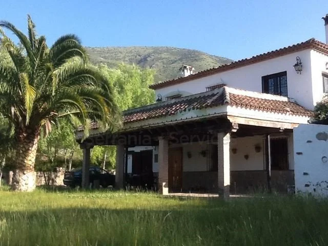 Six-hectare camping complex with restaurant
