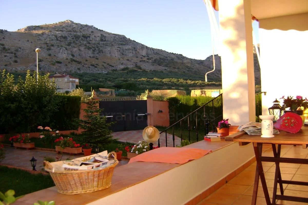Mountain-view village house with garden