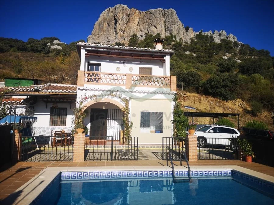 Casa rural con dos viviendas
