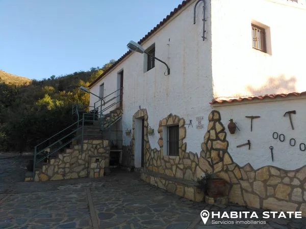 Gran finca rústica con coto de caza