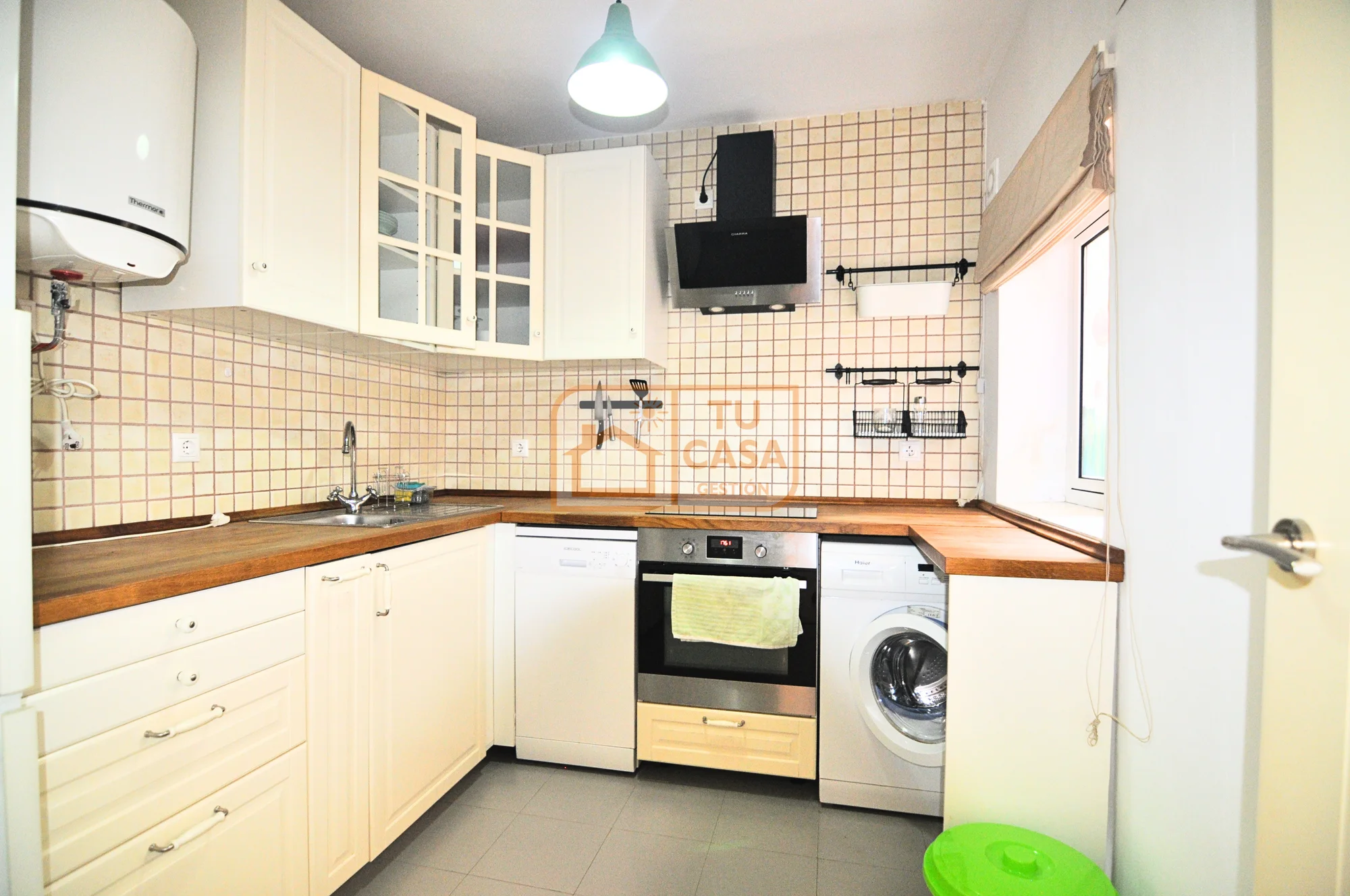 Reformed central Cáceres flat, three bedrooms
