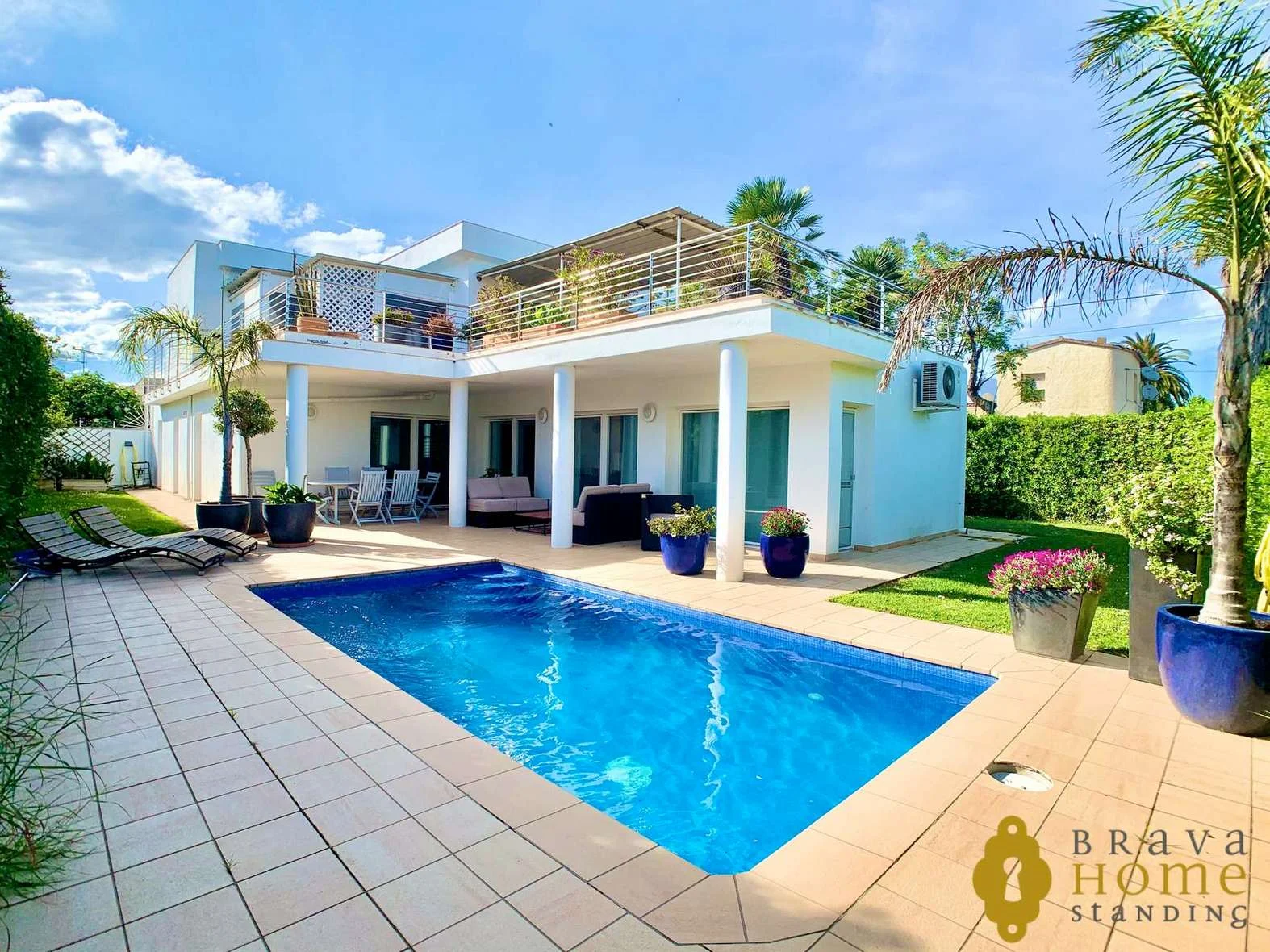 Casa en Empuriabrava con piscina y 4 dormitorios
