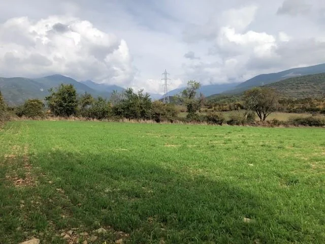 Large plot near Castiello de Jaca