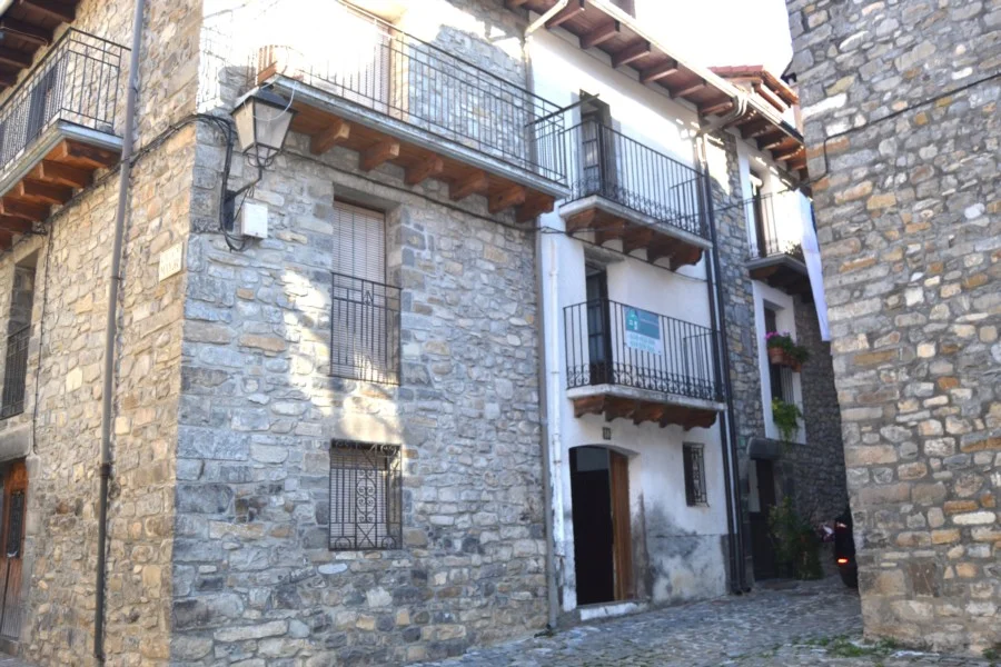 Rehabilitation house in Ansó, 2 bedrooms