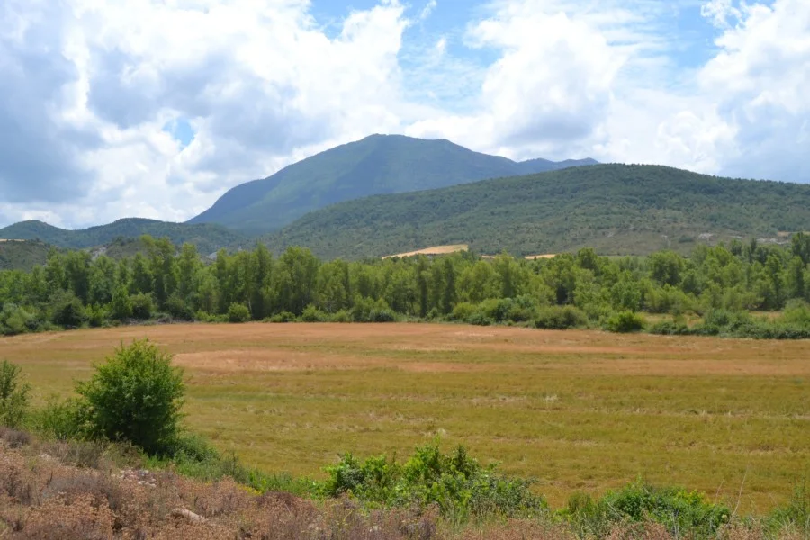 Rustic Santa Cilia plot near Jaca