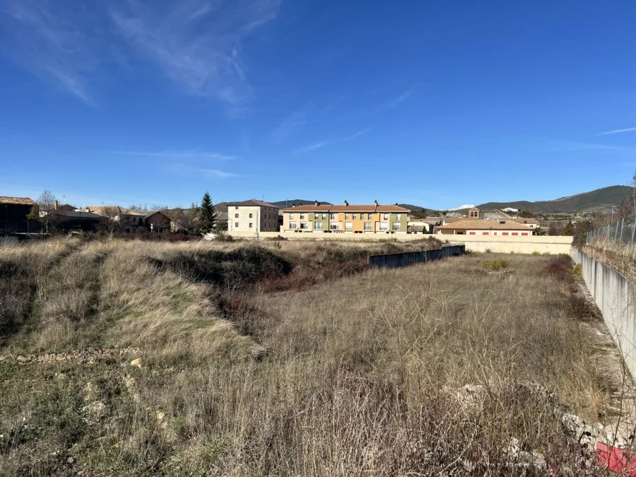 Urban development plot for 50 homes