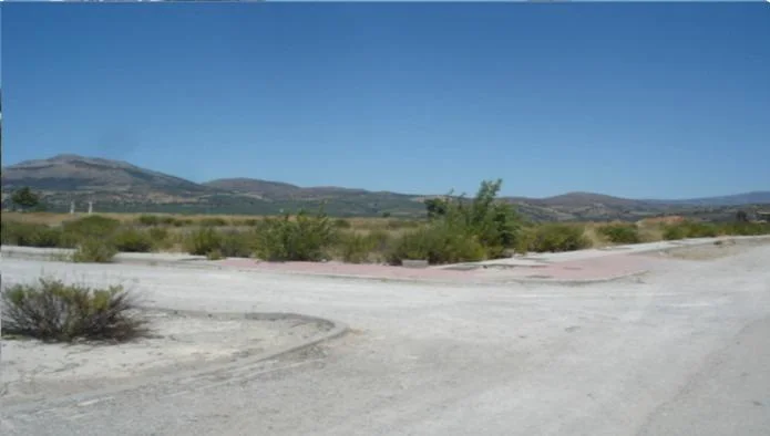 Urban residential land with 75 plots