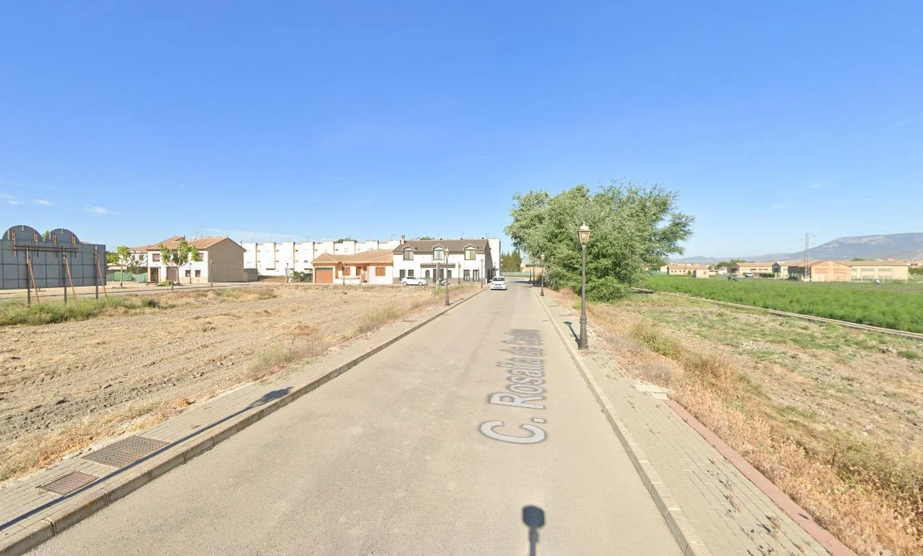 Solar urbano previsto para 44 viviendas