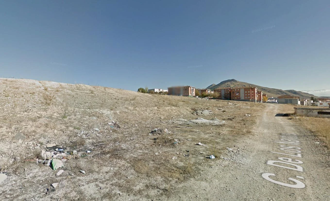Gran parcela urbana cerca de Granada