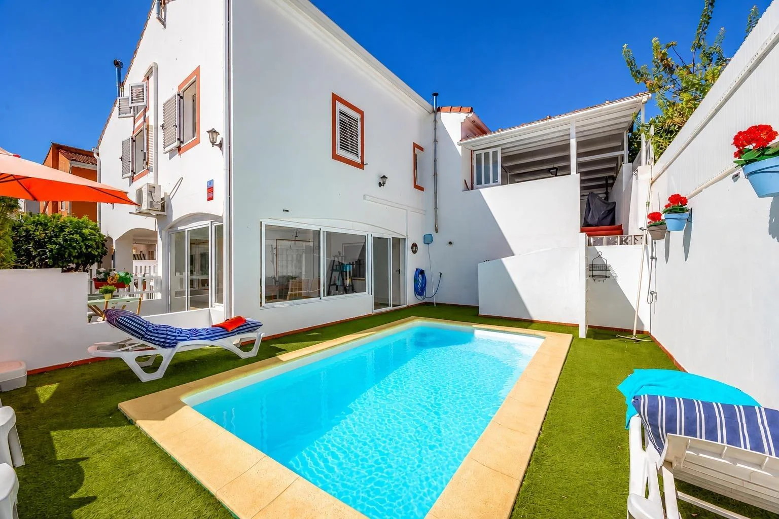 Reformed chalet with heated pool