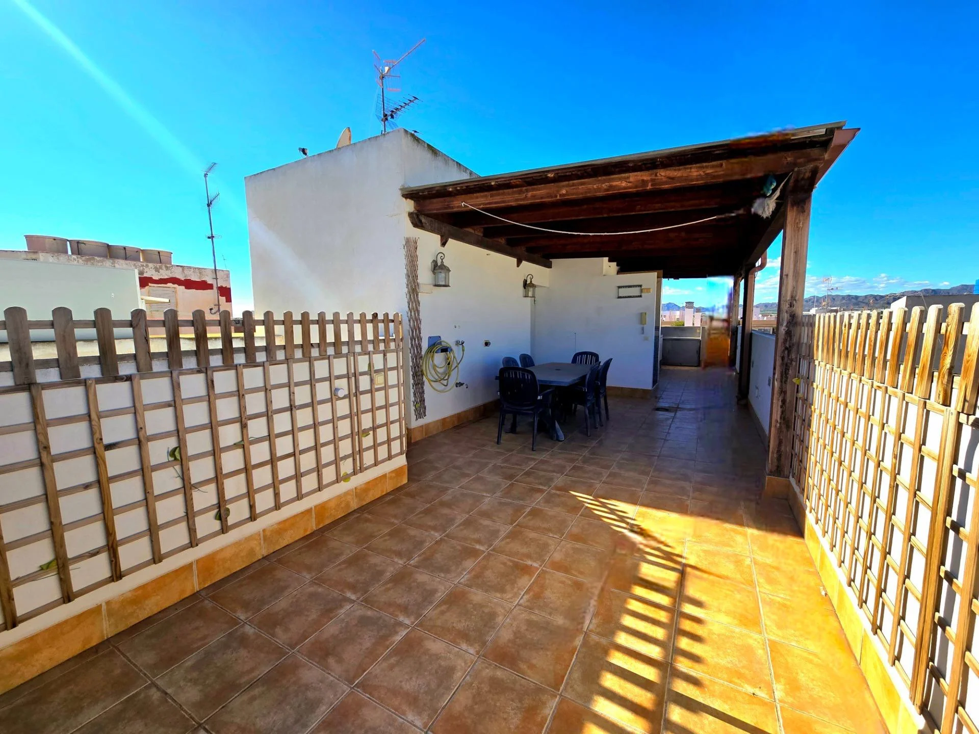 Central Águilas apartment with 45m² terrace