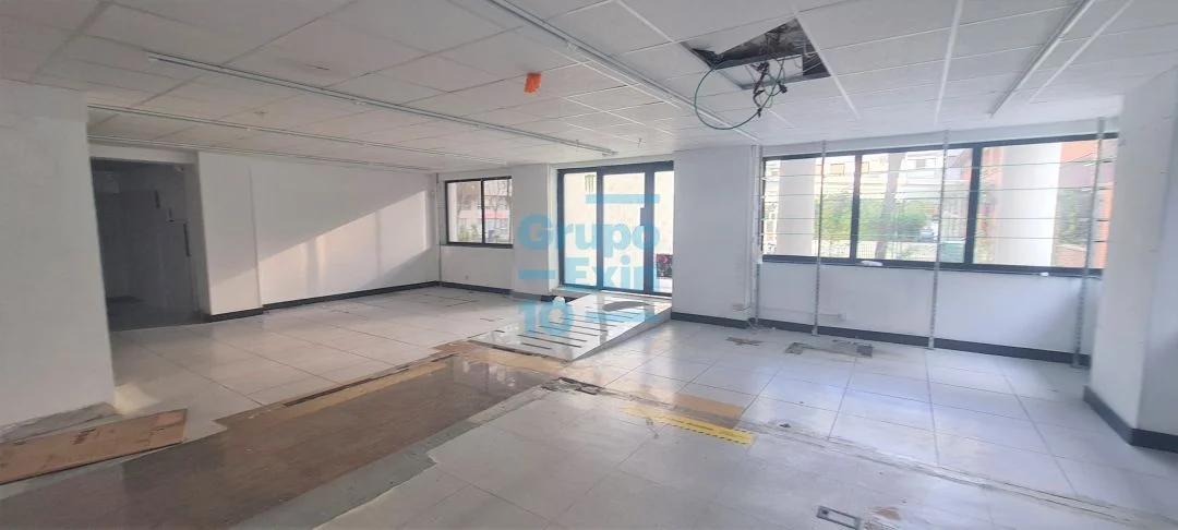 Corner commercial premises in Amara Berri