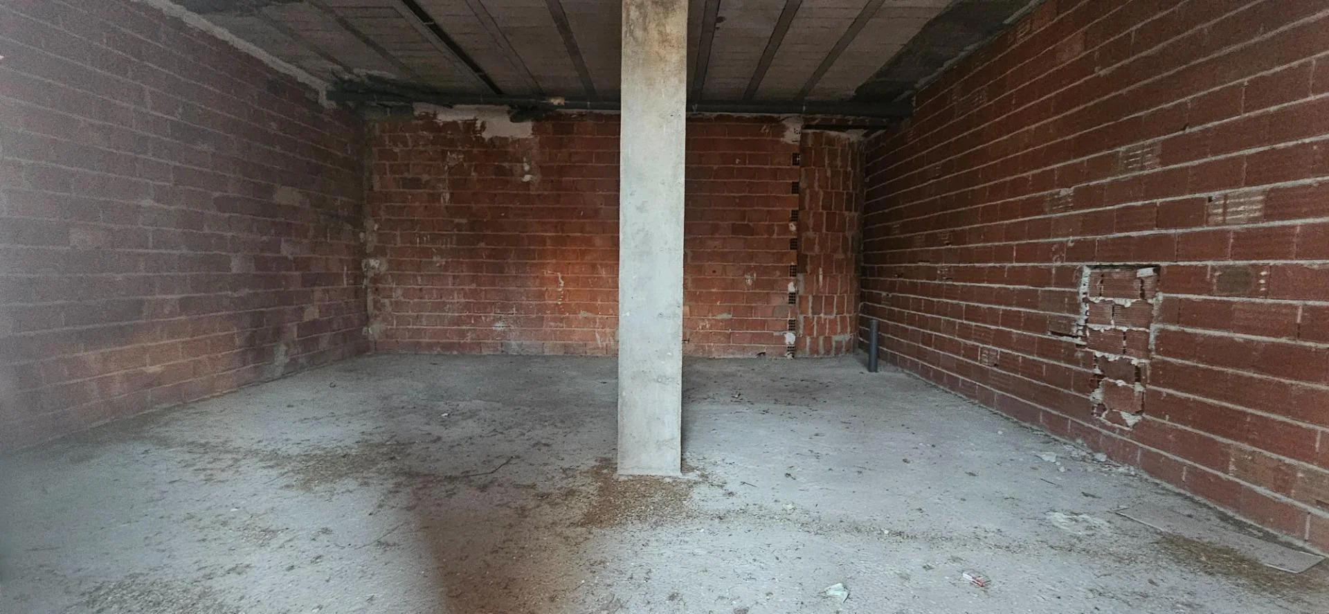 Local comercial en El Raal, 95 m²