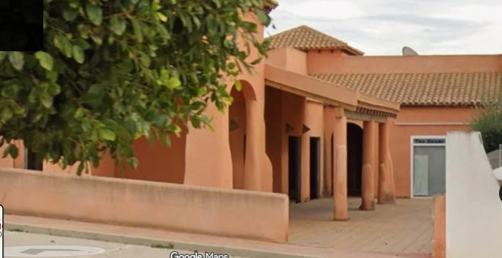 Commercial premises in Fortuna, 366 m²