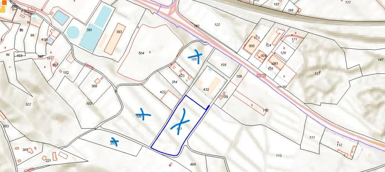 Large rural plot with subdivision potential