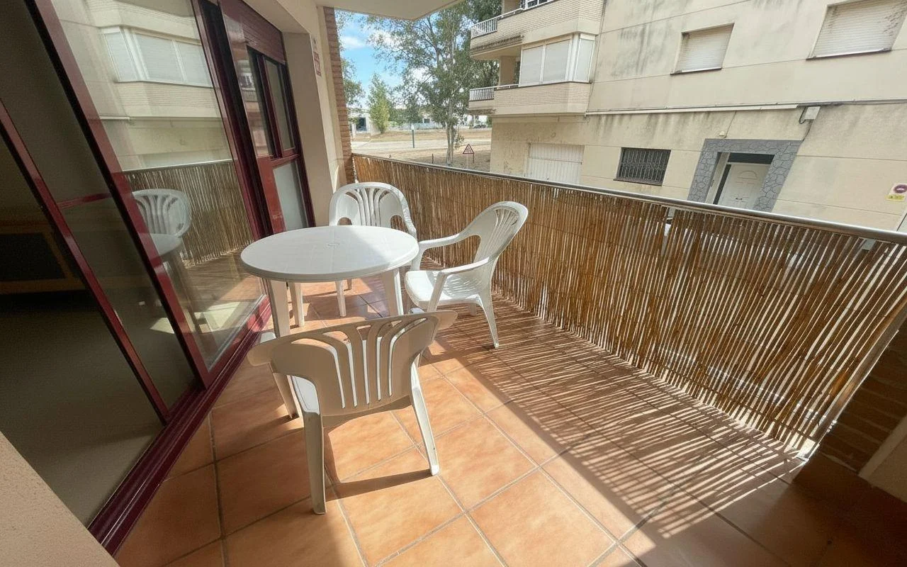 Exterior La Ràpita flat, 2-bedroom terrace