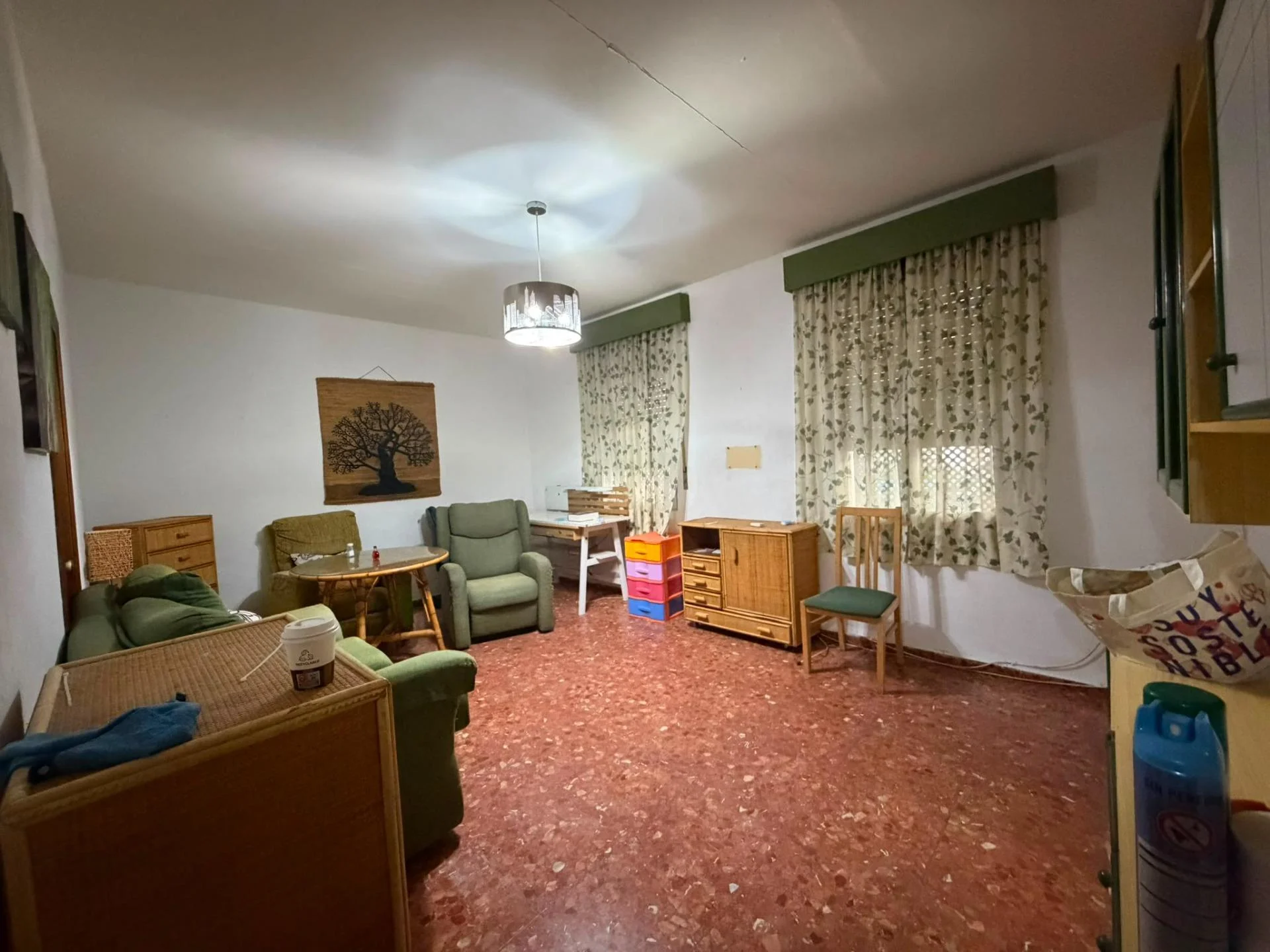 Large exterior flat in Ciudad Jardín