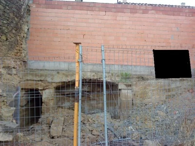 Bodega reformada con potencial edificable