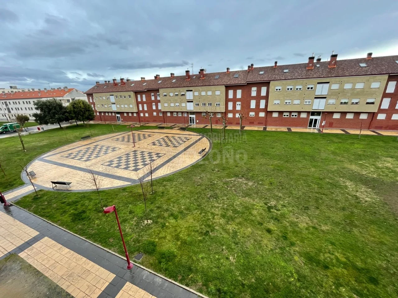 Dúplex moderno en El Mazo, Haro