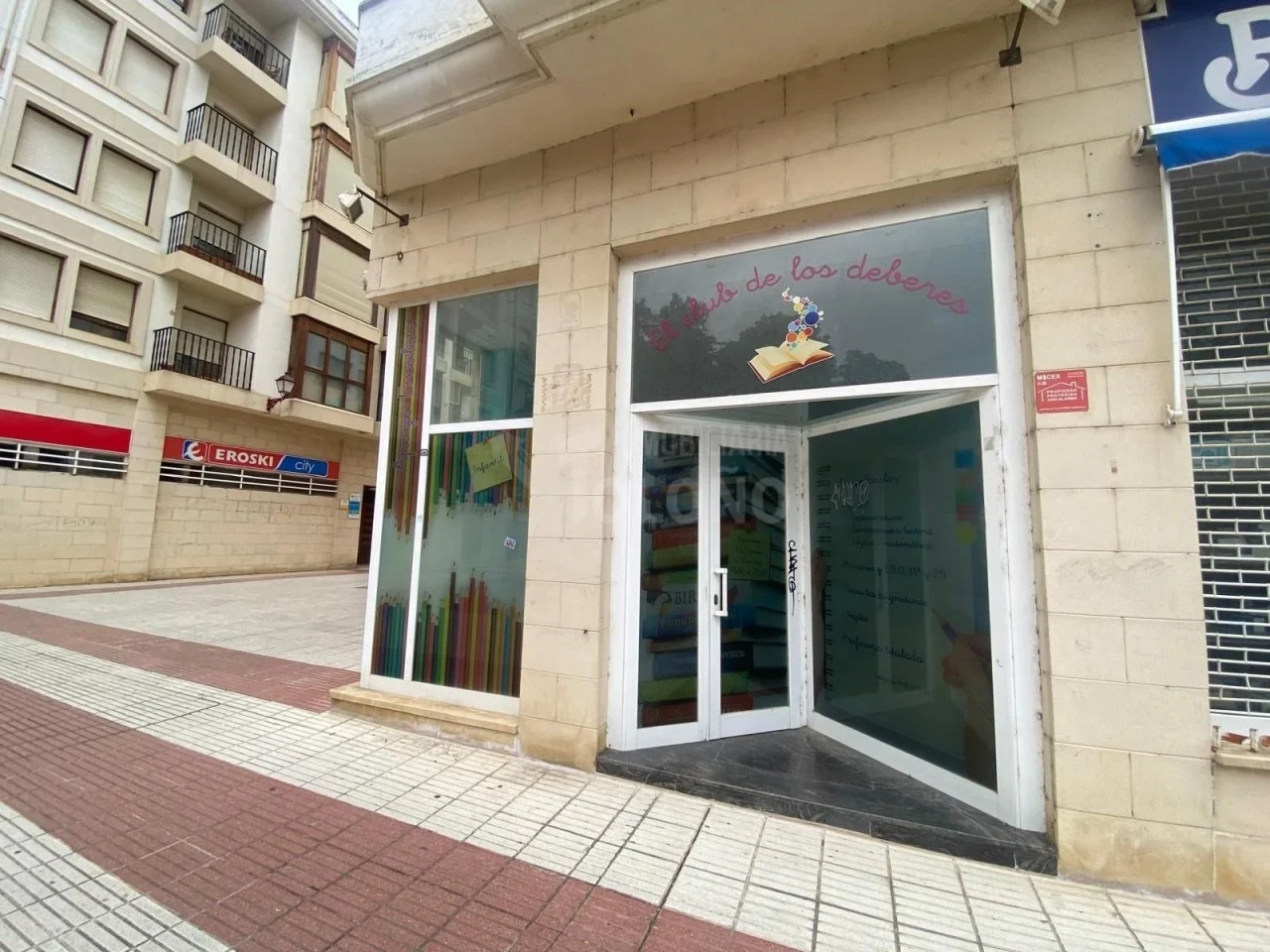 Local comercial en esquina en Haro, 39 m²
