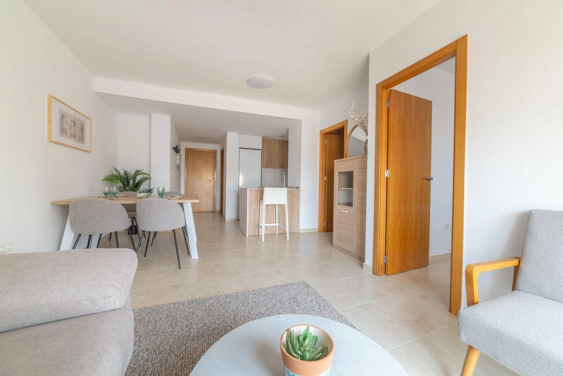 Apartamento nuevo de dos dormitorios en Avileses